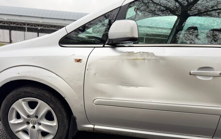 Opel Zafira B, 2011 год, 650 000 рублей, 14 фотография