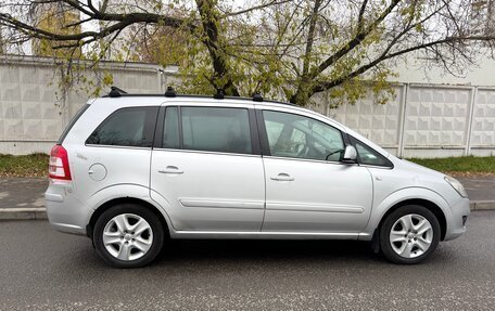 Opel Zafira B, 2011 год, 650 000 рублей, 13 фотография