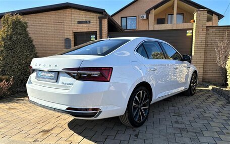 Skoda Superb III рестайлинг, 2025 год, 3 065 000 рублей, 6 фотография