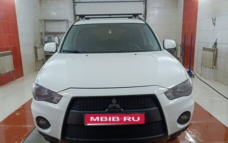 Mitsubishi Outlander III рестайлинг 3, 2011 год, 1 250 000 рублей, 1 фотография