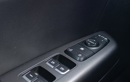 KIA Sportage IV рестайлинг, 2019 год, 1 800 000 рублей, 24 фотография