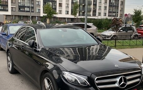 Mercedes-Benz E-Класс, 2018 год, 2 650 000 рублей, 1 фотография