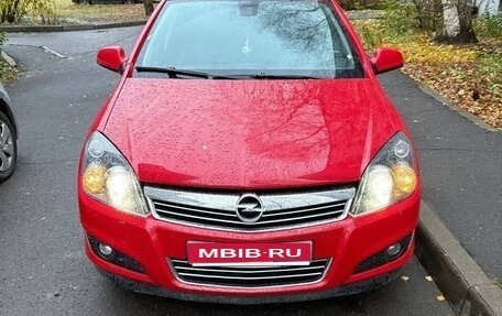 Opel Astra H, 2010 год, 650 000 рублей, 1 фотография
