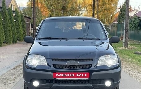 Chevrolet Niva I рестайлинг, 2011 год, 425 000 рублей, 2 фотография