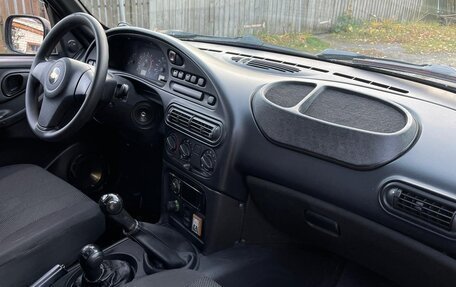 Chevrolet Niva I рестайлинг, 2011 год, 425 000 рублей, 10 фотография