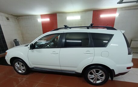 Mitsubishi Outlander III рестайлинг 3, 2011 год, 1 250 000 рублей, 8 фотография