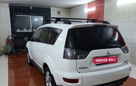 Mitsubishi Outlander III рестайлинг 3, 2011 год, 1 250 000 рублей, 11 фотография