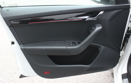 Skoda Octavia, 2019 год, 1 997 000 рублей, 8 фотография