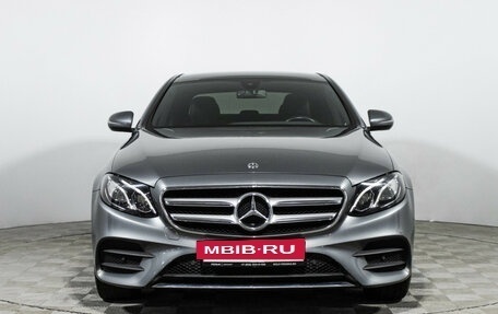 Mercedes-Benz E-Класс, 2018 год, 3 995 000 рублей, 2 фотография