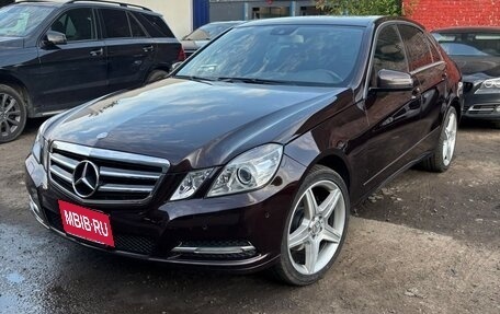 Mercedes-Benz E-Класс, 2010 год, 1 000 000 рублей, 1 фотография