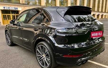 Porsche Cayenne III, 2019 год, 10 250 000 рублей, 3 фотография