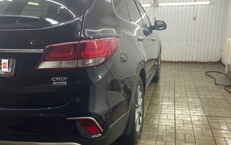 Hyundai Santa Fe III рестайлинг, 2018 год, 2 600 000 рублей, 10 фотография