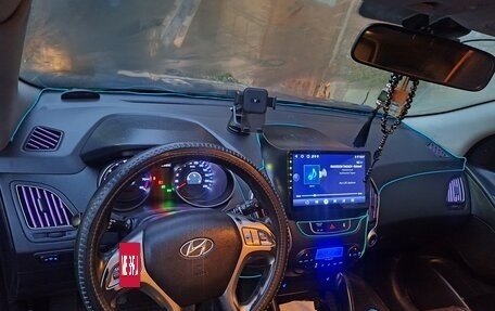 Hyundai ix35 I рестайлинг, 2012 год, 950 000 рублей, 9 фотография