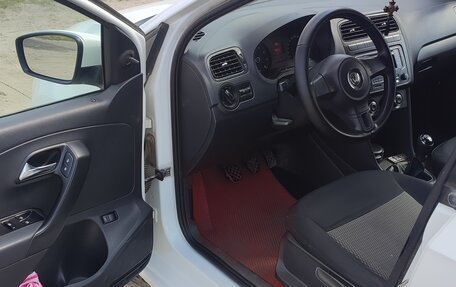 Volkswagen Polo VI (EU Market), 2014 год, 850 000 рублей, 6 фотография