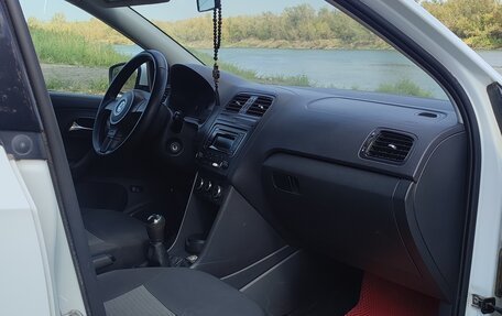 Volkswagen Polo VI (EU Market), 2014 год, 850 000 рублей, 8 фотография