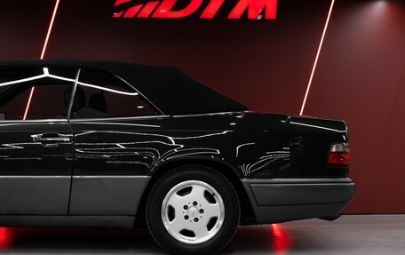 Mercedes-Benz E-Класс, 1993 год, 3 000 000 рублей, 9 фотография