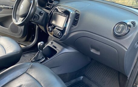 Renault Kaptur I рестайлинг, 2016 год, 1 490 000 рублей, 2 фотография