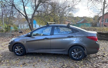 Hyundai Solaris II рестайлинг, 2012 год, 730 000 рублей, 13 фотография