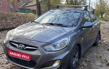 Hyundai Solaris II рестайлинг, 2012 год, 730 000 рублей, 9 фотография