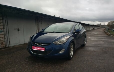 Hyundai Elantra V, 2012 год, 955 000 рублей, 1 фотография