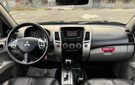 Mitsubishi Pajero Sport II рестайлинг, 2011 год, 1 749 999 рублей, 10 фотография