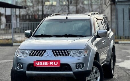 Mitsubishi Pajero Sport II рестайлинг, 2011 год, 1 749 999 рублей, 2 фотография