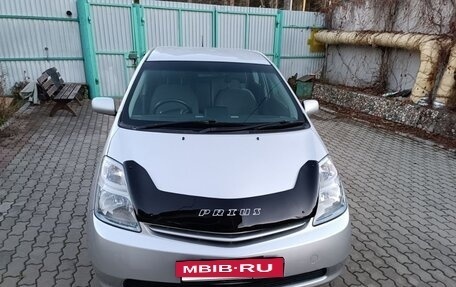 Toyota Prius, 2011 год, 850 000 рублей, 11 фотография