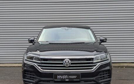 Volkswagen Touareg III, 2018 год, 4 345 000 рублей, 2 фотография
