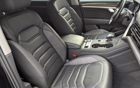 Volkswagen Touareg III, 2018 год, 4 345 000 рублей, 23 фотография