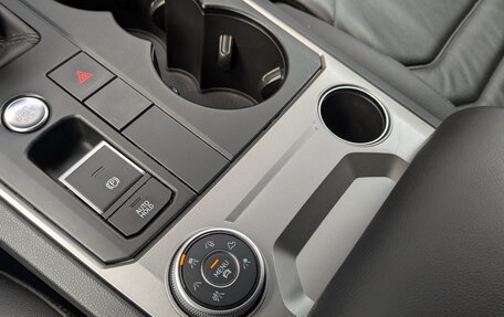 Volkswagen Touareg III, 2018 год, 4 345 000 рублей, 27 фотография