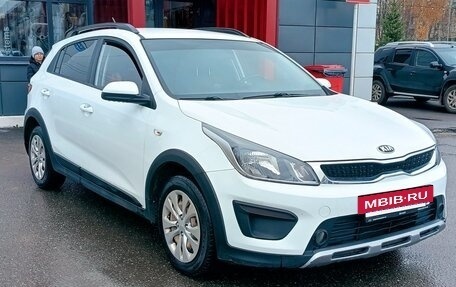 KIA Rio IV, 2018 год, 1 350 000 рублей, 2 фотография