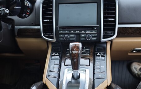 Porsche Cayenne III, 2012 год, 1 999 999 рублей, 9 фотография