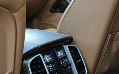 Porsche Cayenne III, 2012 год, 1 999 999 рублей, 15 фотография