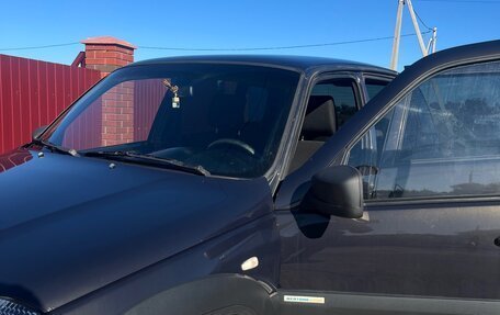 Chevrolet Niva I рестайлинг, 2014 год, 450 000 рублей, 2 фотография