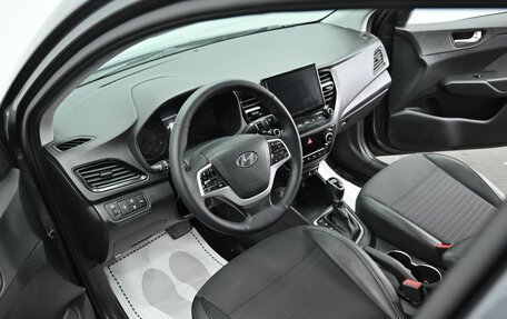 Hyundai Solaris II рестайлинг, 2021 год, 1 265 000 рублей, 8 фотография