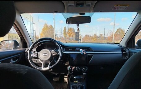 KIA Rio IV, 2018 год, 1 349 999 рублей, 10 фотография