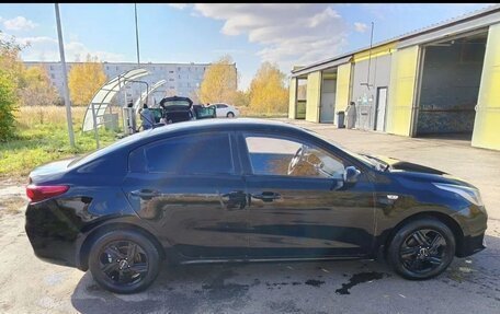 KIA Rio IV, 2018 год, 1 349 999 рублей, 8 фотография