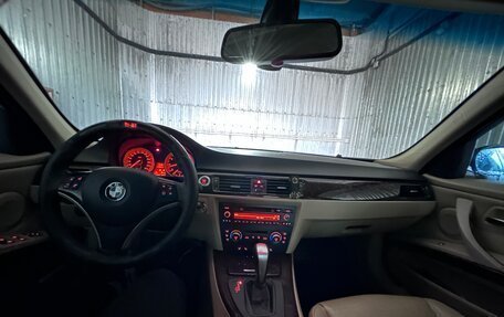 BMW 3 серия, 2008 год, 745 000 рублей, 12 фотография