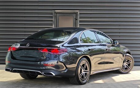 Mercedes-Benz E-Класс, 2025 год, 9 790 000 рублей, 4 фотография