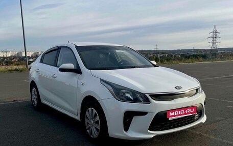 KIA Rio IV, 2020 год, 830 000 рублей, 1 фотография