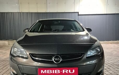 Opel Astra J, 2013 год, 995 000 рублей, 5 фотография