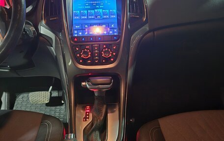 Opel Astra J, 2013 год, 995 000 рублей, 18 фотография