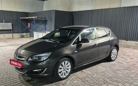 Opel Astra J, 2013 год, 995 000 рублей, 9 фотография