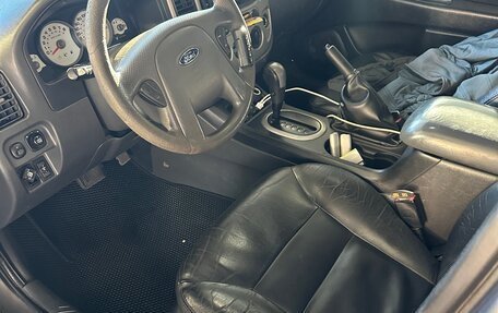 Ford Escape II, 2005 год, 730 000 рублей, 12 фотография