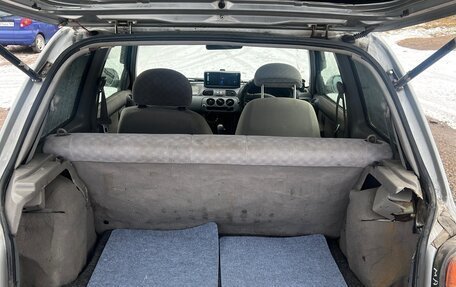 Nissan March II, 2001 год, 235 000 рублей, 13 фотография