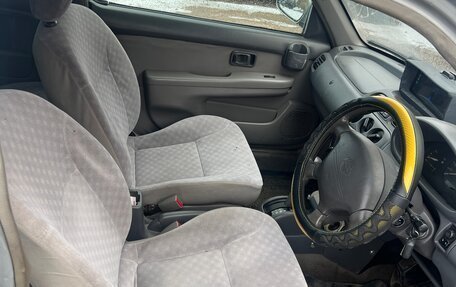 Nissan March II, 2001 год, 235 000 рублей, 23 фотография