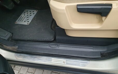 Land Rover Discovery III, 2006 год, 1 250 000 рублей, 10 фотография