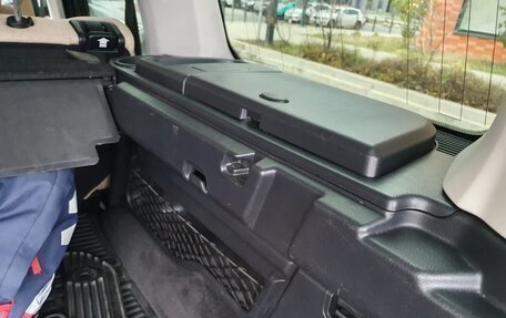 Land Rover Discovery III, 2006 год, 1 250 000 рублей, 36 фотография