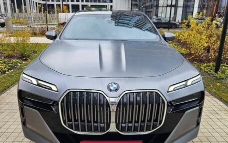 BMW 7 серия, 2022 год, 10 200 000 рублей, 2 фотография