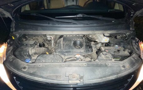 Hyundai Grand Starex Grand Starex I рестайлинг 2, 2014 год, 2 200 000 рублей, 18 фотография